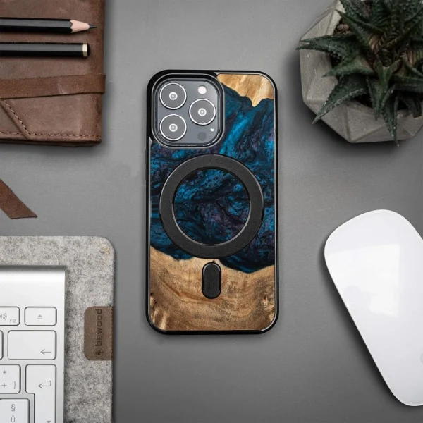 Wood and Resin Case for iPhone 13 Pro MagSafe Bewood Unique Neptune - Navy Blue and Black