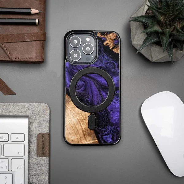 Wood and Resin Case for iPhone 13 Pro MagSafe Bewood Unique Violet - Purple and Black