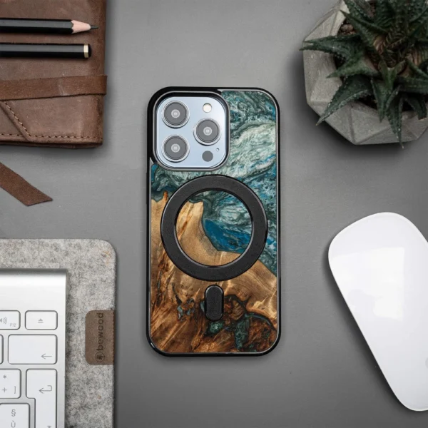 Wood and Resin Case for iPhone 14 Pro MagSafe Bewood Unique Planet Earth - Blue-Green