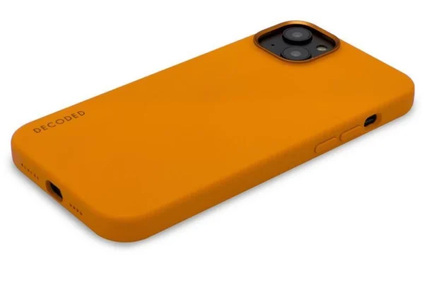 Decoded Silicone Case with MagSafe for iPhone 13 / iPhone 14 - orange