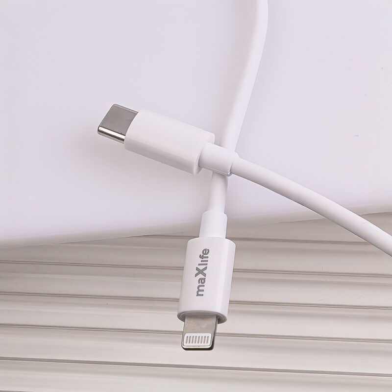 Maxlife MXTC-06-20AC PD QC charger 1x USB-C 1x USB 20W white + USB-C - Lightning cable 20W - Bild 8