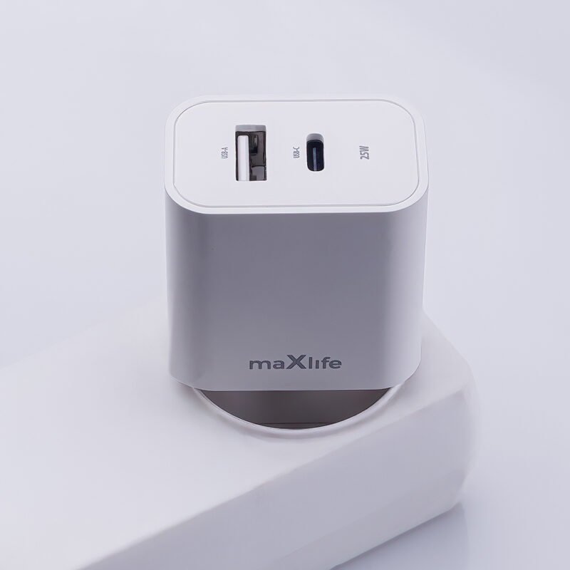 Maxlife MXTC-06-25AC PD QC charger 1x USB-C 1x USB 25W white - Bild 5