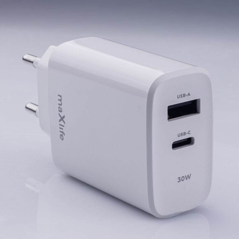 Maxlife MXTC-10-30AC PD QC charger 1x USB-C 1x USB 30W white - Bild 6