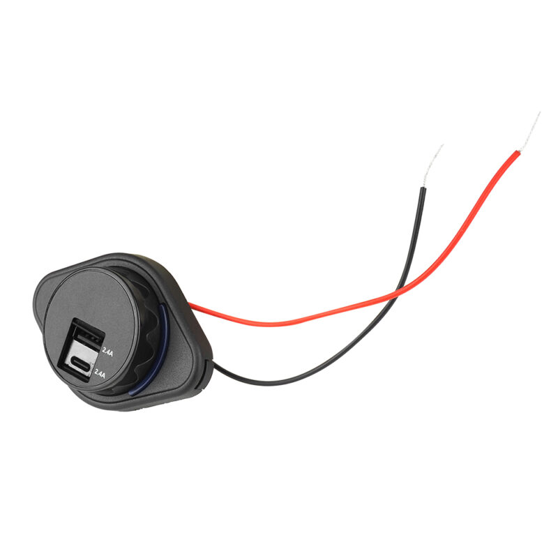 Recessed car/motorcycle/boat charger out: USB-A + USB-C 2x5V/2,4A, in:12V/24V