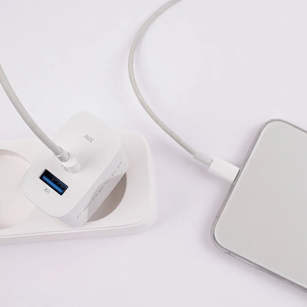 Forever TC-07-30AC PD QC charger 1x USB-C 1x USB 30W white