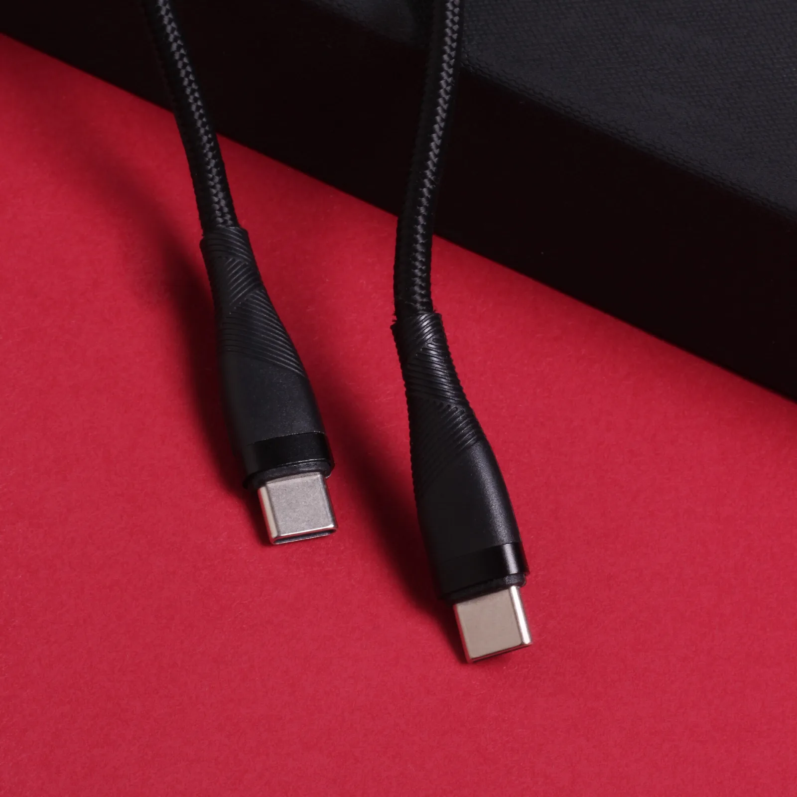 Maxlife MXUC-08 cable USB-C – USB-C 1,0 m 100W black nylon