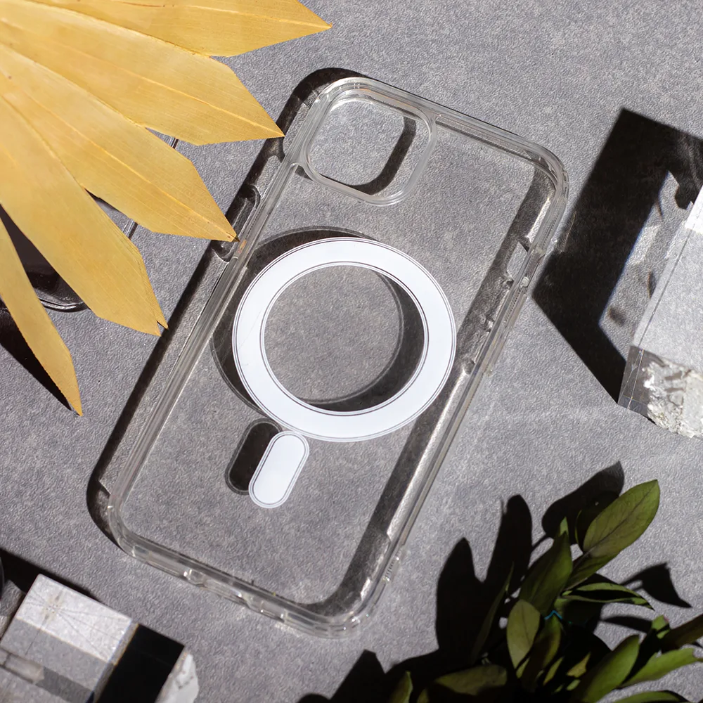 Anti Shock 1,5 mm Mag case for iPhone 15 6,1″ transparent big hole