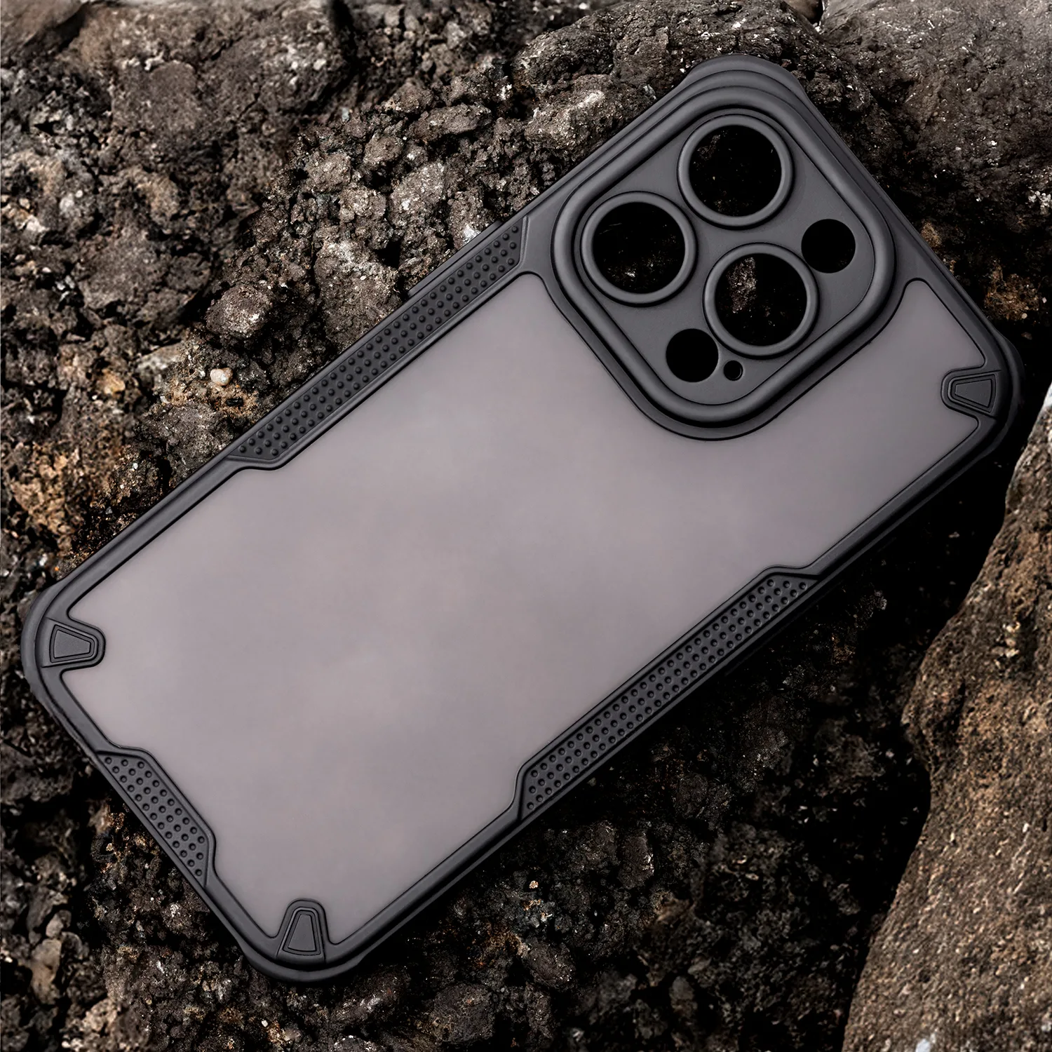 Defender Matt case for iPhone 16 6,1″ black