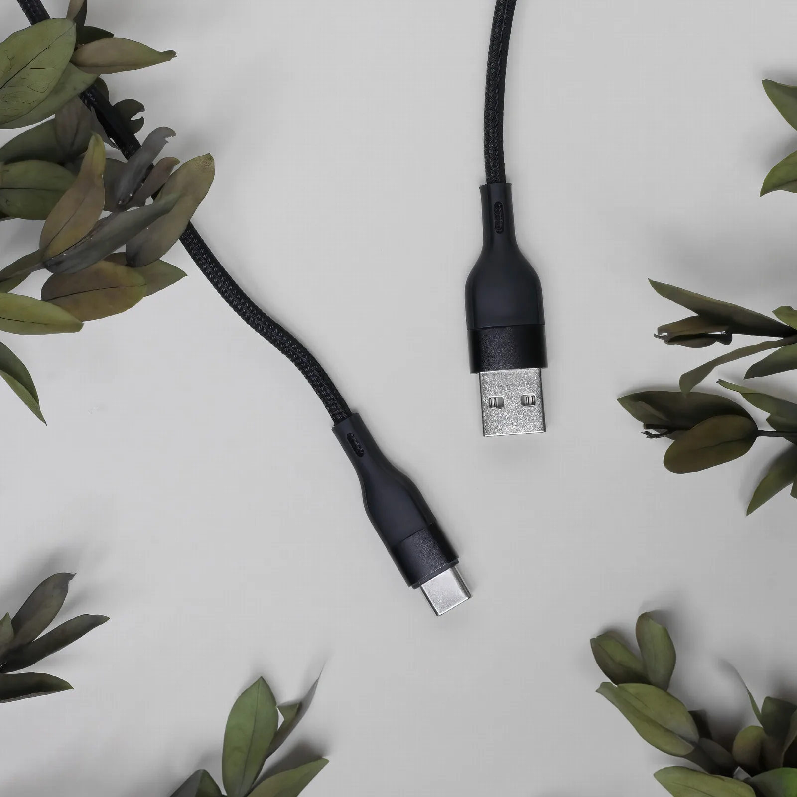 Maxlife MXUC-07 cable USB – USB-C 1,0 m 3A black nylon