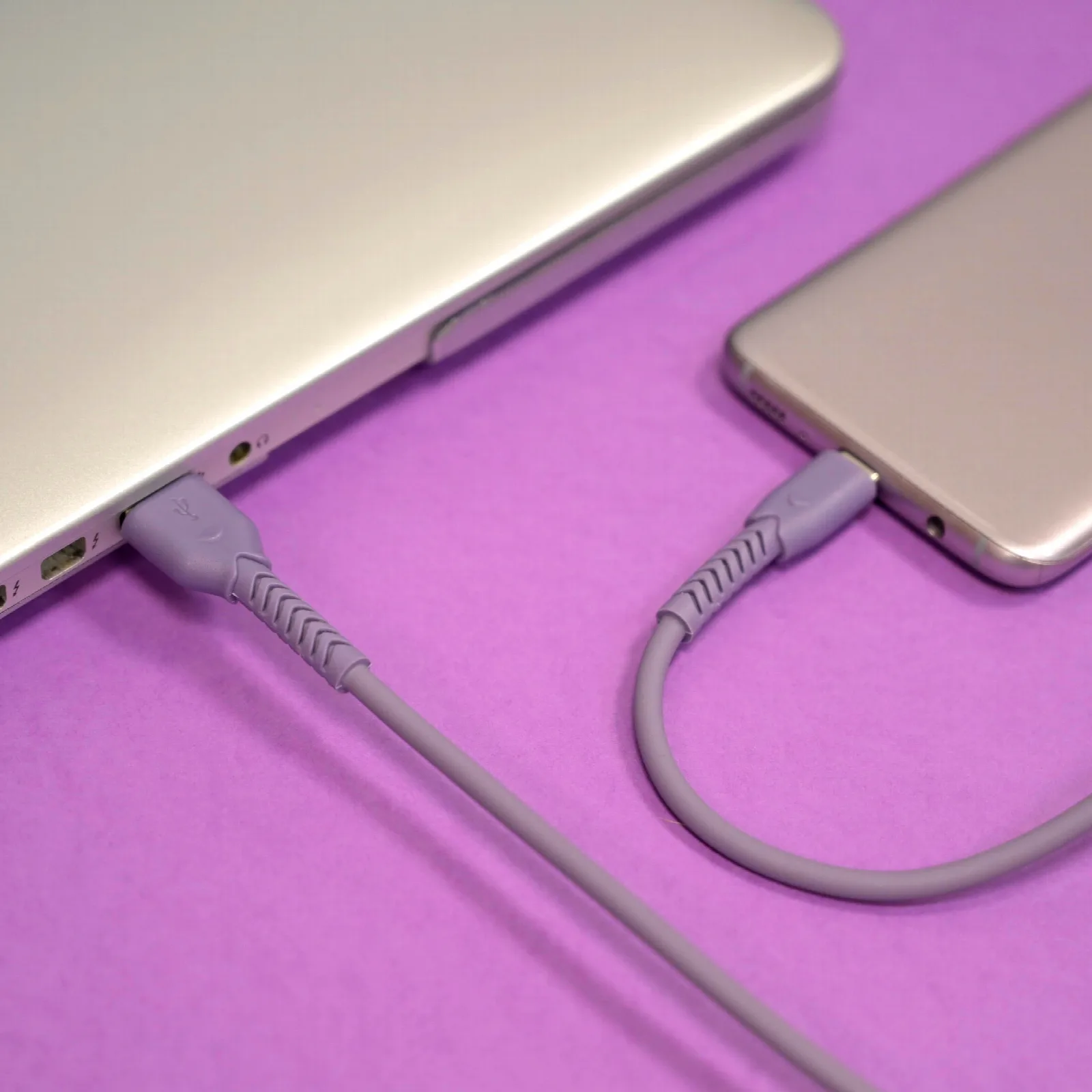Maxlife MXUC-04 cable USB – USB-C 1,0 m 3A purple