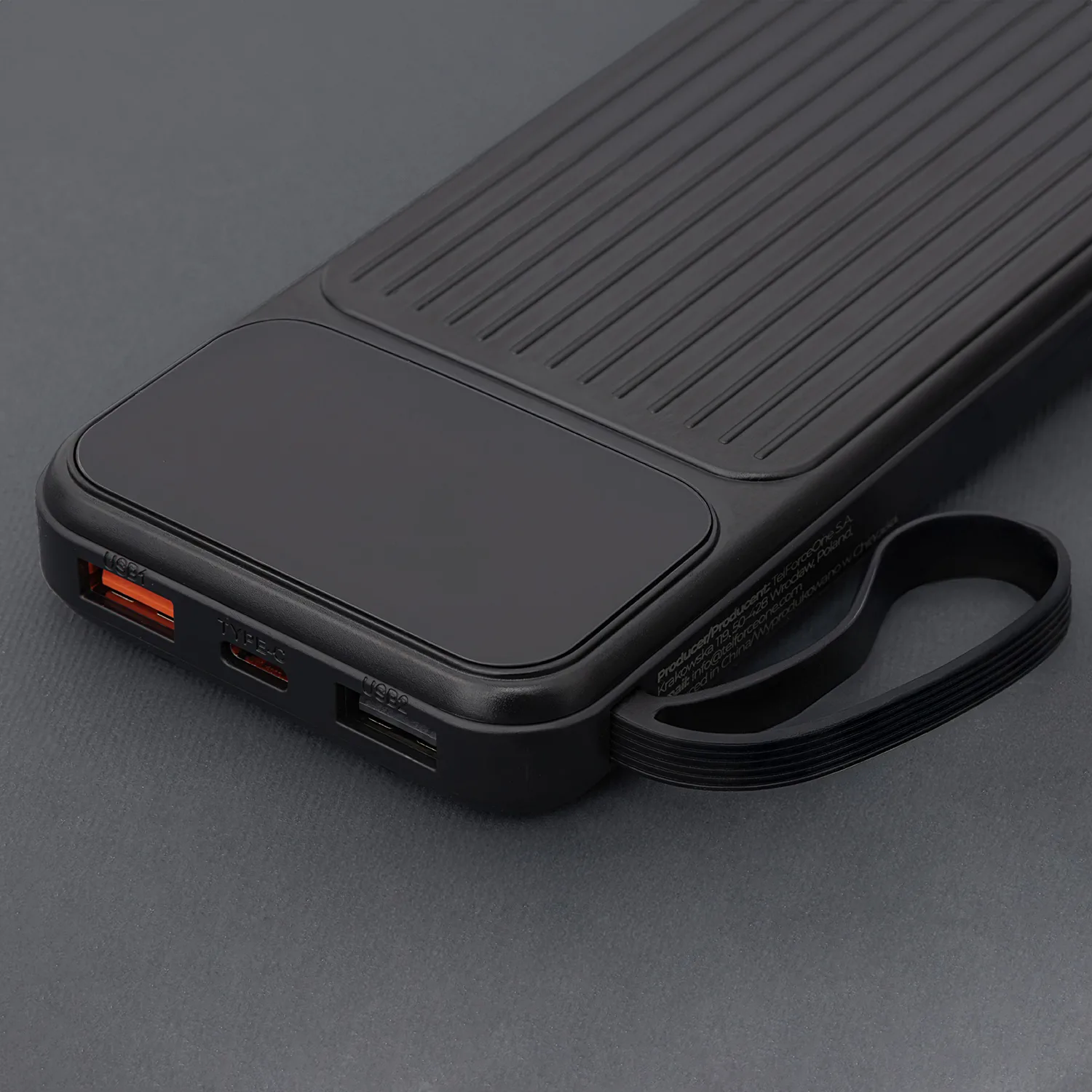 Maxlife power bank with built-in cables MXPB-06 PD QC 22,5W 10000 mAh black