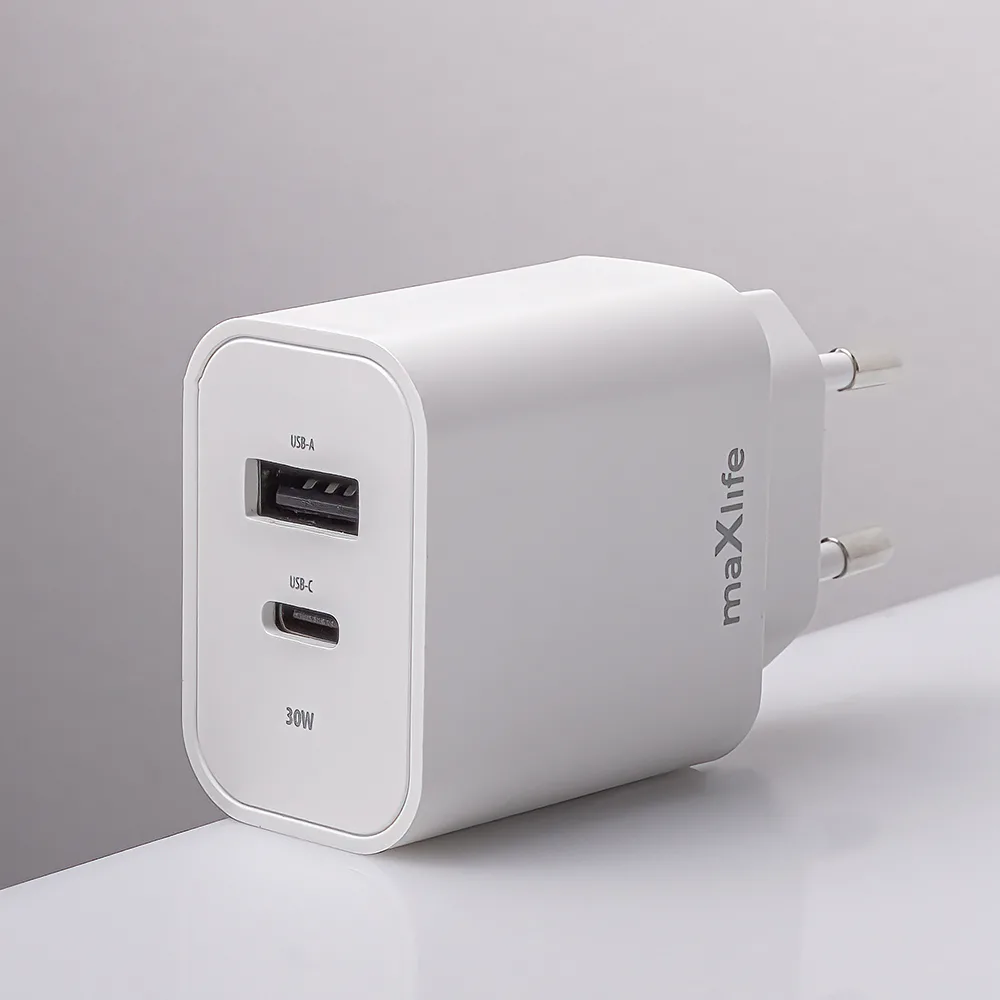 Maxlife MXTC-06-30AC PD QC charger 1x USB-C 1x USB 30W white + USB-C – USB-C cable 60W