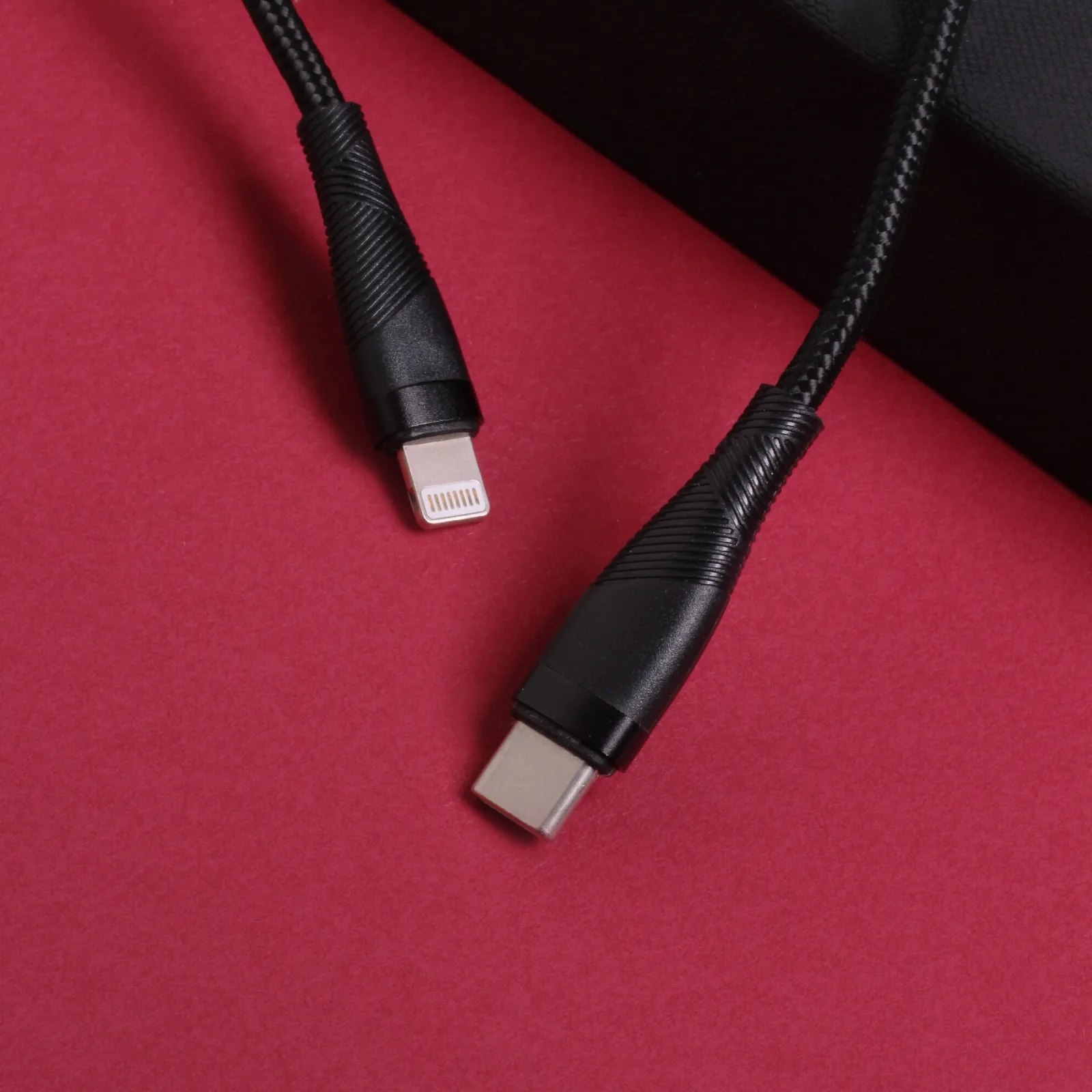 Maxlife MXUC-08 cable USB-C – Lightning 1,0 m 27W black nylon