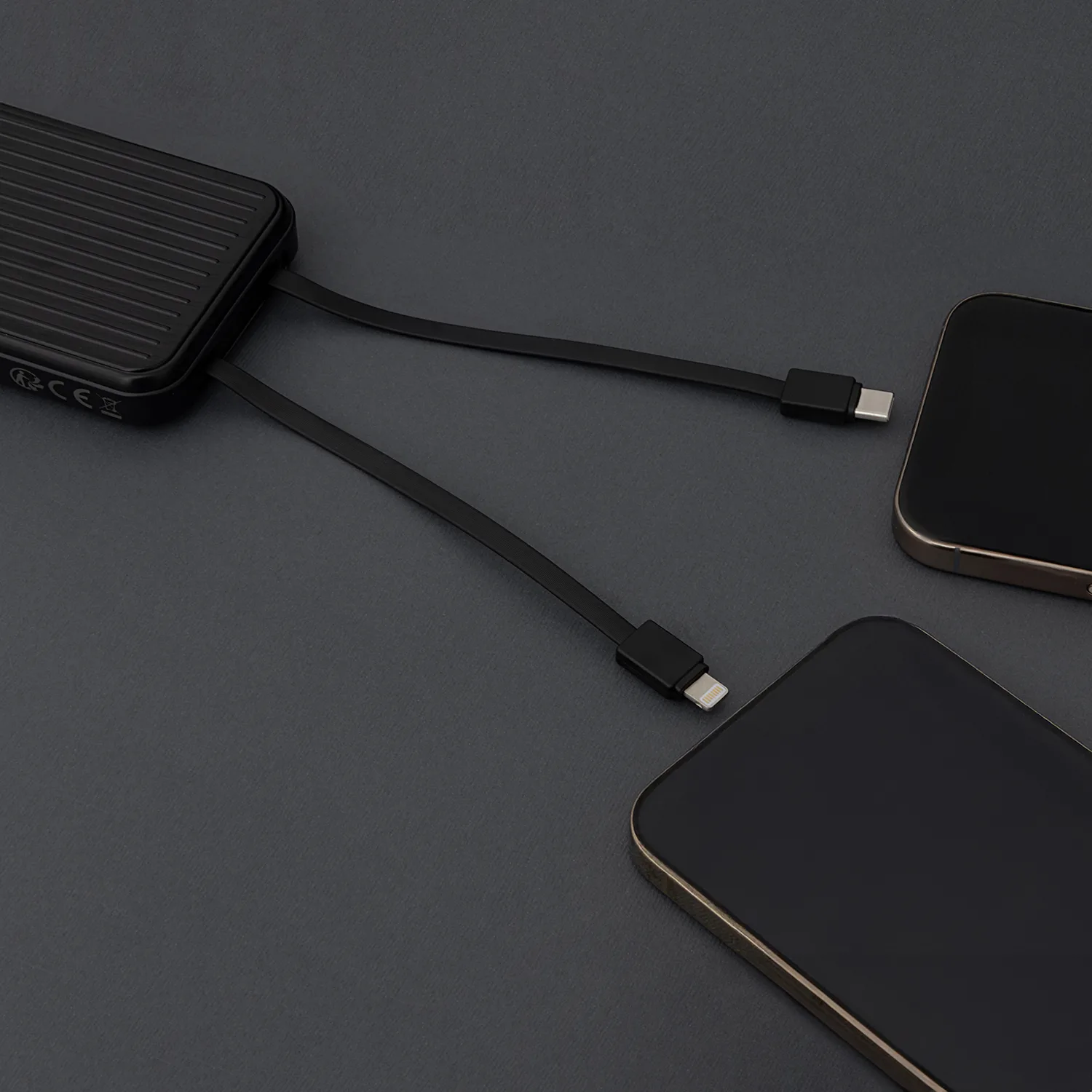 Maxlife power bank with built-in cables MXPB-06 PD QC 22,5W 10000 mAh black