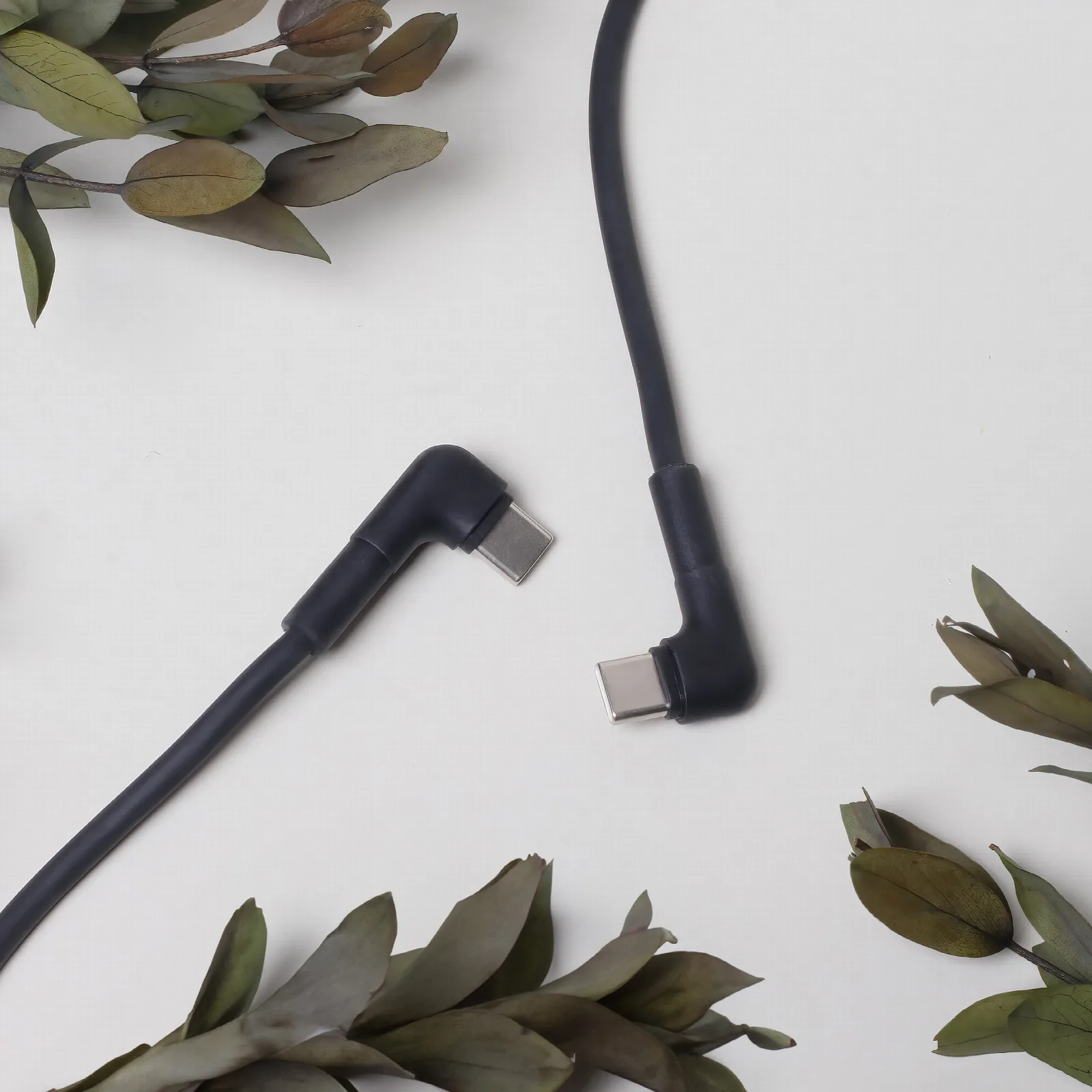 Maxlife MXUC-09 angle cable USB-C – USB-C 1,0 m 60W black