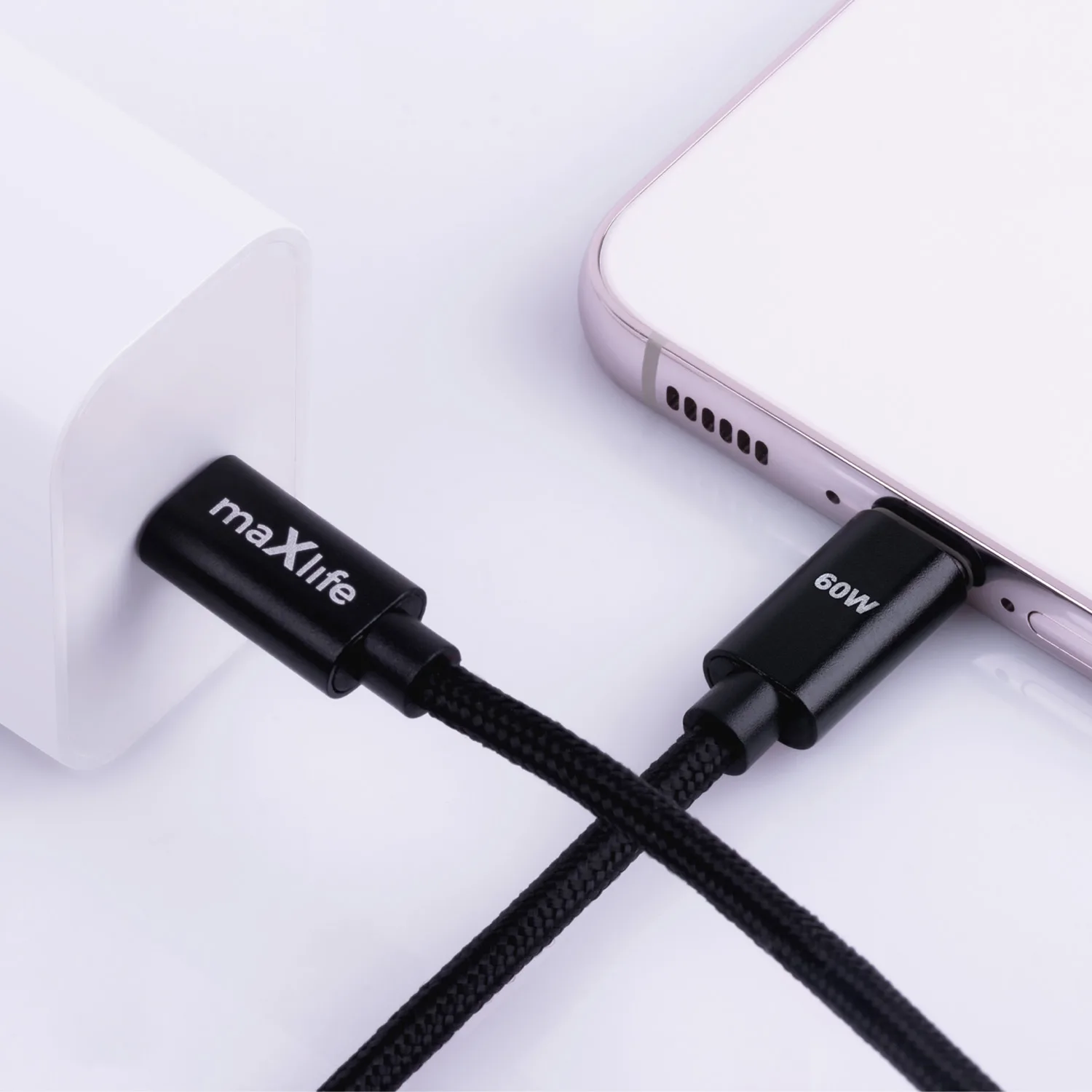 Maxlife MXUC-12 cable USB-C – USB-C 2,0 m 60W black