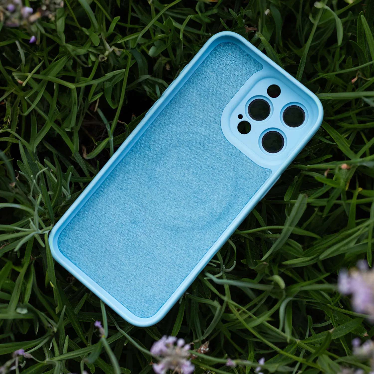 Ultra Trendy Vivid Thin Mag case for iPhone 16 6,1″ blue
