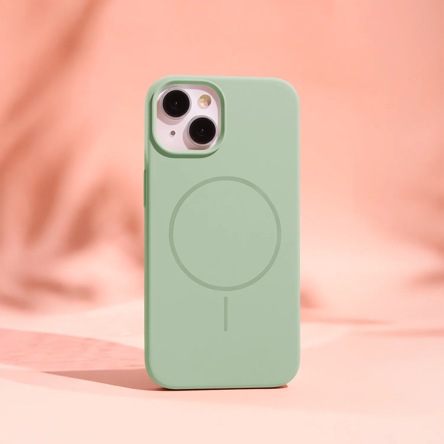 Silicone Thin Mag case for iPhone 17 6,3″ green