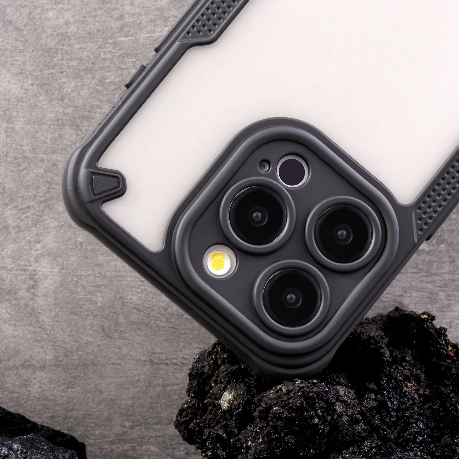 Defender Matt case for iPhone 11 black