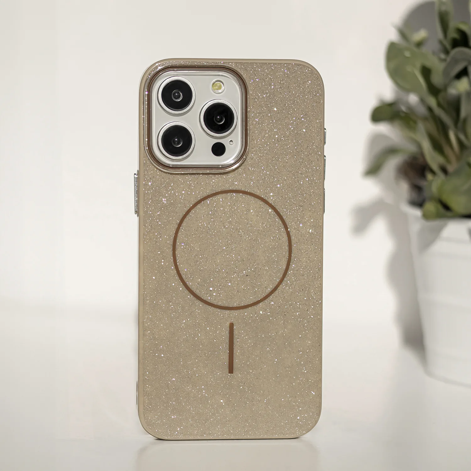 Glitter Thin Mag case for iPhone 16 6,1″ brown