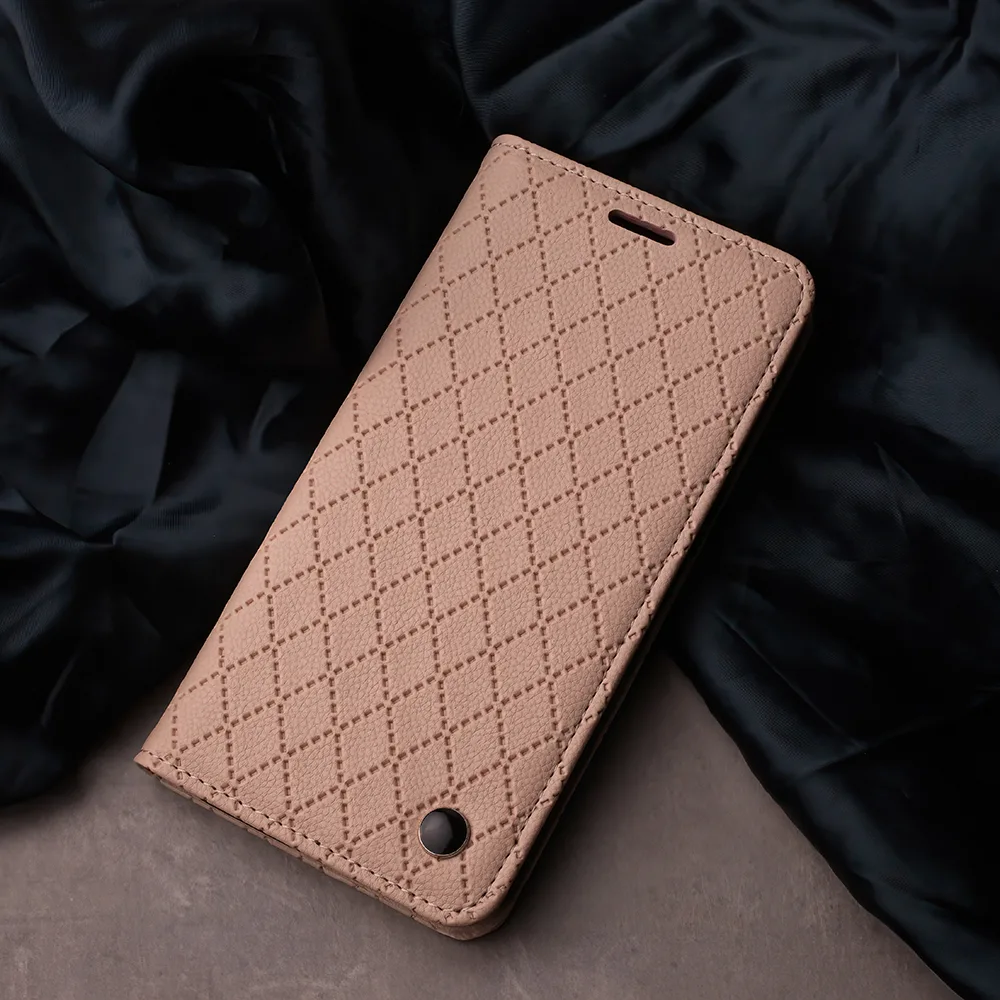 Smart Caro case for iPhone 17 6,3″ beige