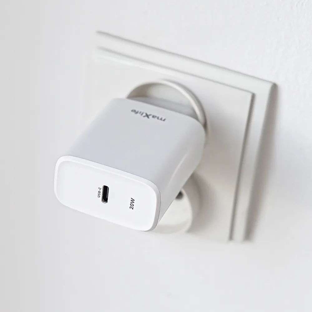 Maxlife MXTC-10-20C PD QC-laddare 1x USB-C 20W vit
