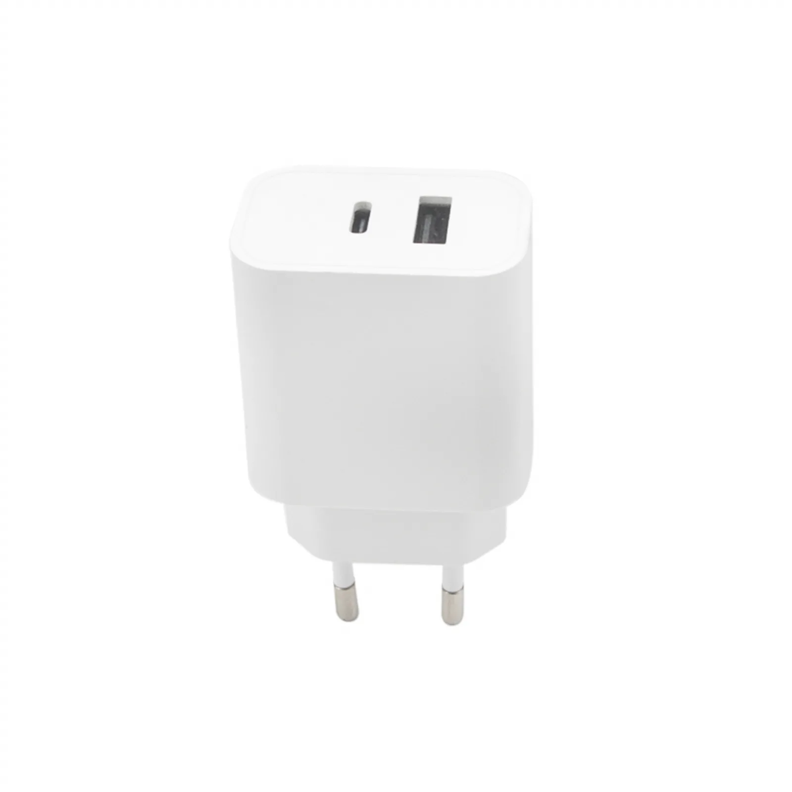 Maxlife MXTC-06 PD QC charger 1x USB-C 1x USB 20W white
